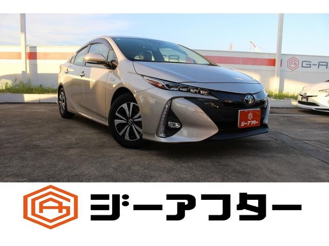 Toyota PRIUS PHV 2019 — фото автомобиля 1