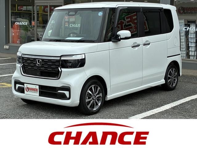 Honda N-BOX CUSTOM 2024 — фото автомобиля