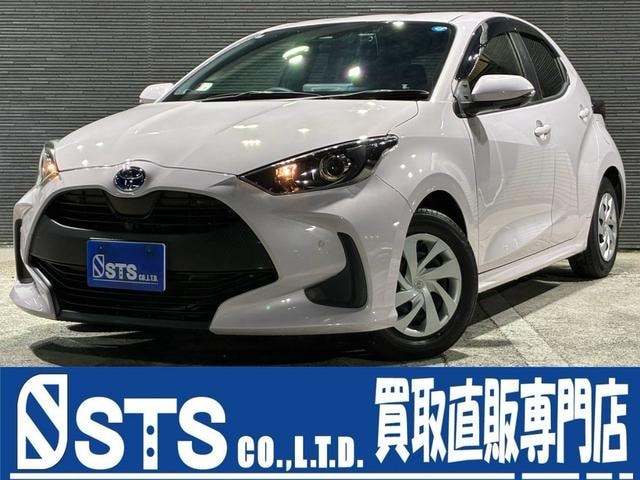 Toyota YARIS 2021 — фото автомобиля