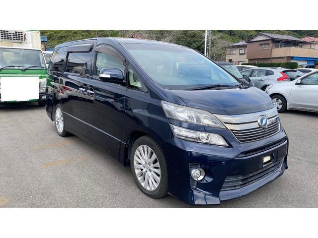 Toyota VELLFIRE 2013 — фото автомобиля