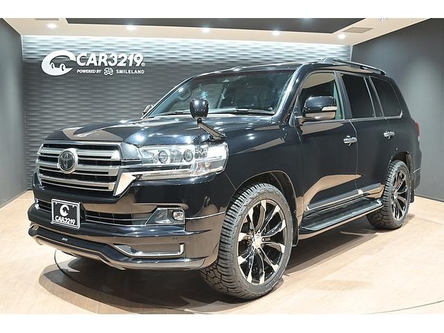 Toyota LAND CRUISER 2017 — фото автомобиля