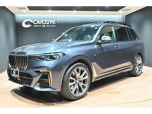 Bmw X7 2020 — фото автомобиля