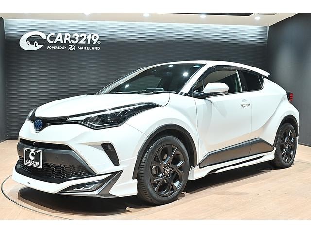 Toyota C-HR 2022 — фото автомобиля