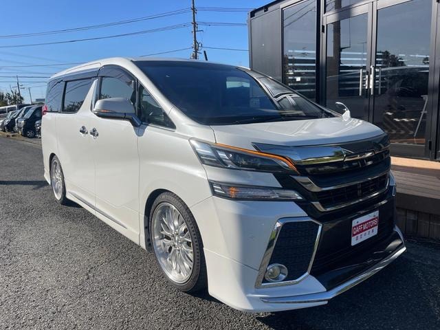Toyota VELLFIRE 2016 — фото автомобиля 1
