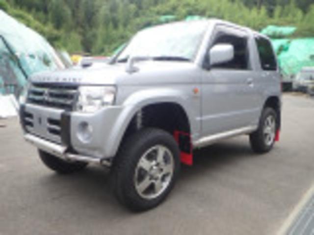 Mitsubishi PAJERO MINI 2011 — фото автомобиля
