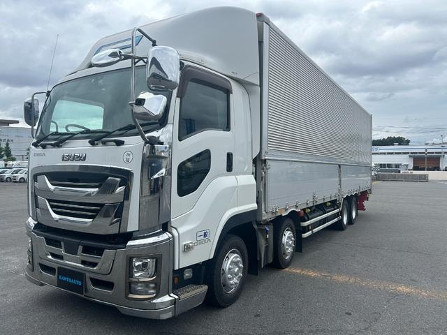 Isuzu GIGA 2020 — фото автомобиля