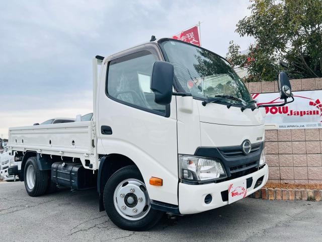 Hino DUTRO 2019 — фото автомобиля