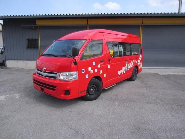 Toyota HIACE VAN 2011 — фото автомобиля