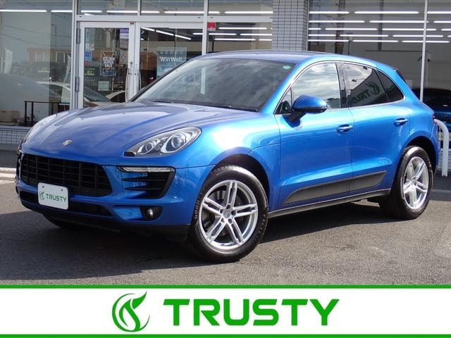 Porsche MACAN 2016 — фото автомобиля