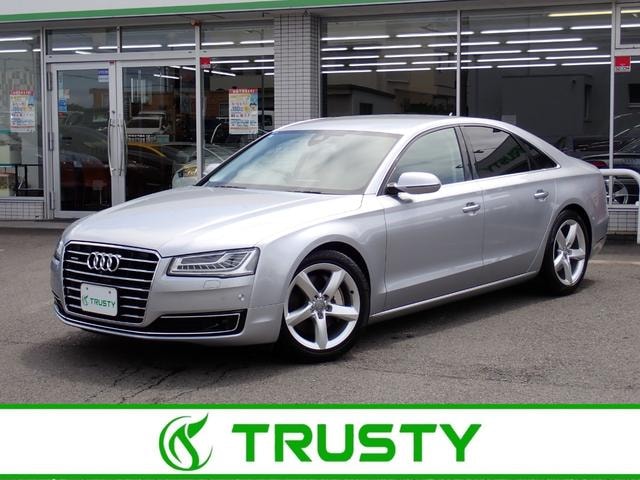 Audi A8 2015 — фото автомобиля