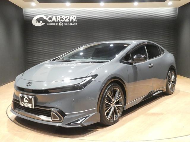 Toyota PRIUS 2023 — фото автомобиля 1