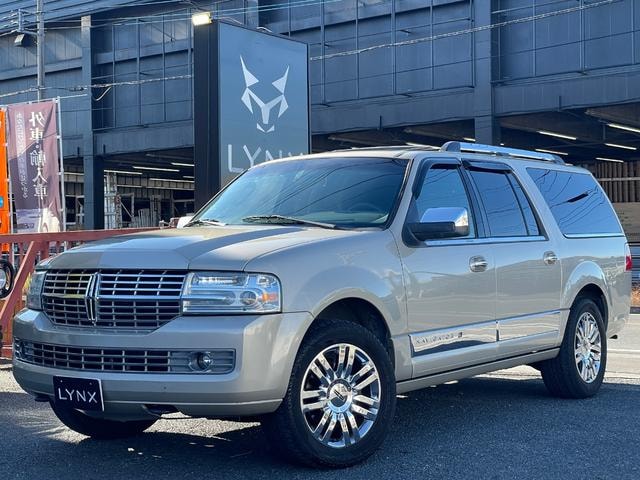 Lincoln NAVIGATOR 2007 — фото автомобиля 1