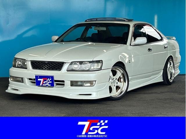 Nissan LAUREL 2001 — фото автомобиля 1