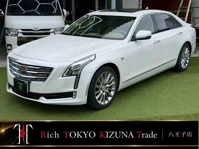 Cadillac CT6 2018 — фото автомобиля 1