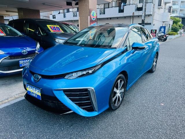 Toyota MIRAI 2017 — фото автомобиля