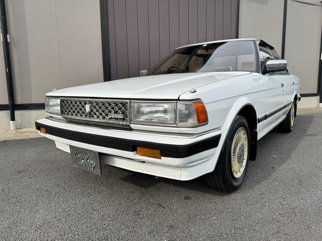 Toyota CHASER 1986 — фото автомобиля 1