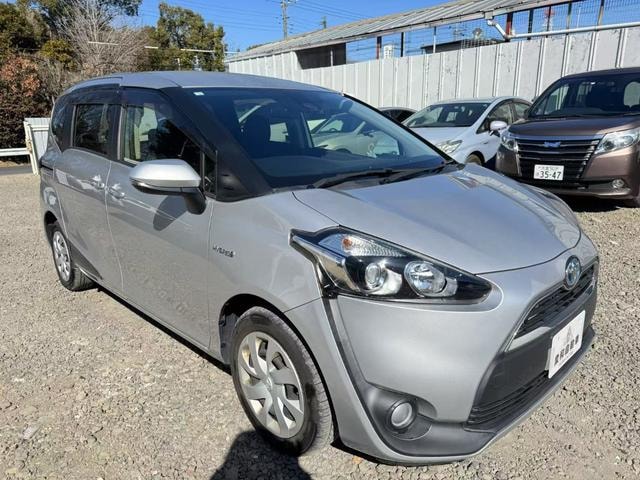 Toyota SIENTA 2016 — фото автомобиля 1