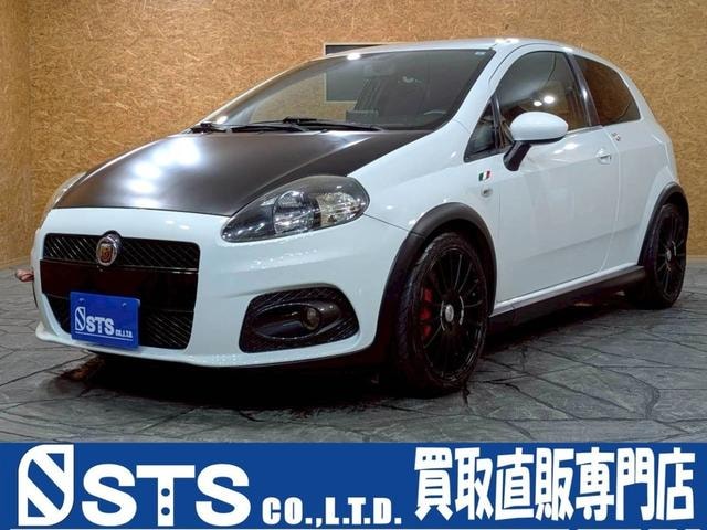 Abarth GRANDE PUNTO 2009 — фото автомобиля