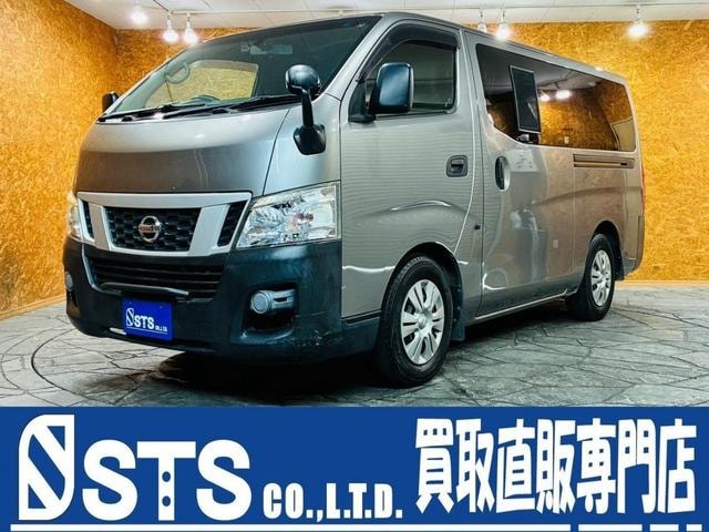 Nissan NV350CARAVAN VAN 2013 — фото автомобиля