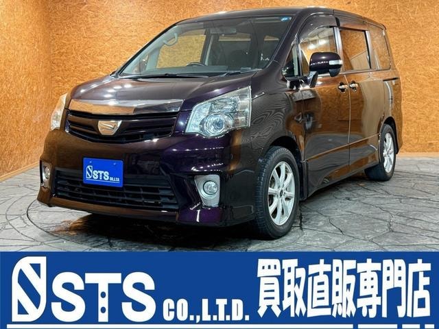 Toyota NOAH 2011 — фото автомобиля 1