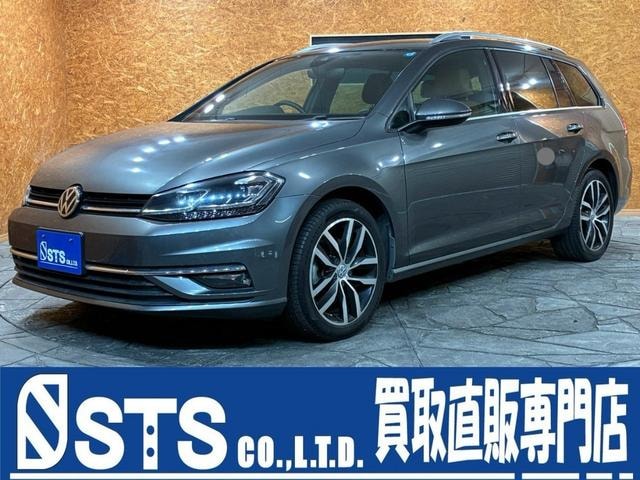 Volkswagen GOLF VARIANT 2018 — фото автомобиля