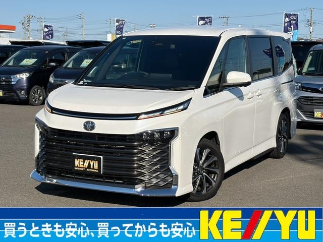 Toyota VOXY 2023 — фото автомобиля