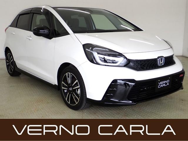 Honda FIT 2023 — фото автомобиля 1