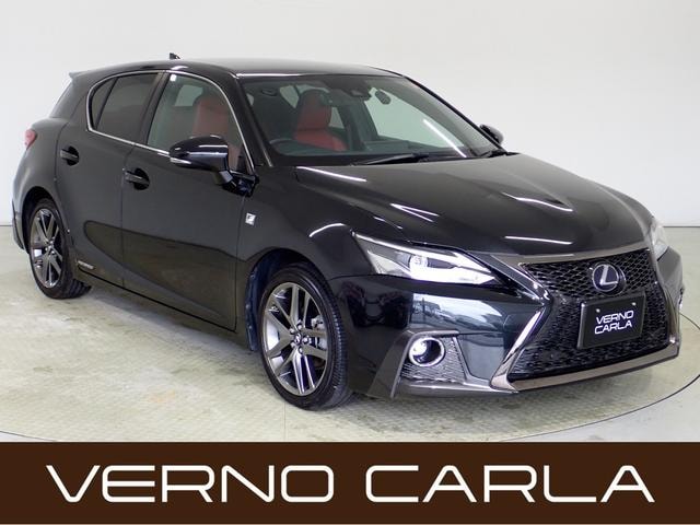 Lexus CT 2022 — фото автомобиля 1