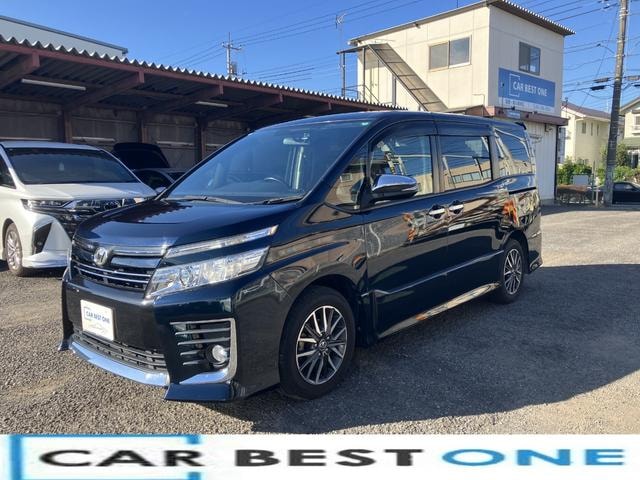 Toyota VOXY 2015 — фото автомобиля