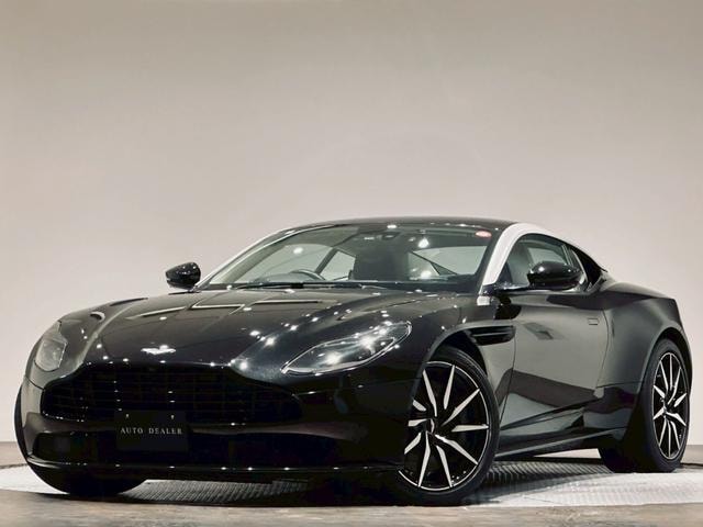 Aston Martin DB11 2018 — фото автомобиля