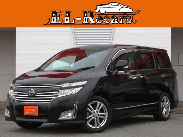 Nissan ELGRAND 2010 — фото автомобиля 1