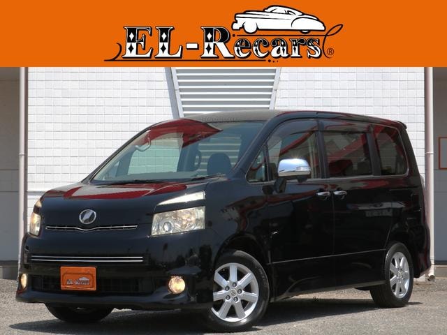 Toyota VOXY 2008 — фото автомобиля 1