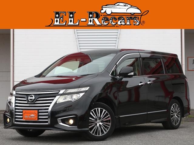 Nissan ELGRAND 2015 — фото автомобиля