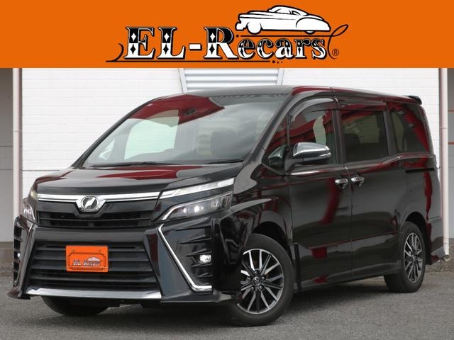 Toyota VOXY 2018 — фото автомобиля 1