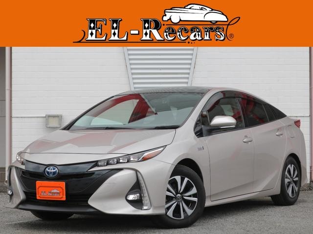 Toyota PRIUS PHV 2017 — фото автомобиля