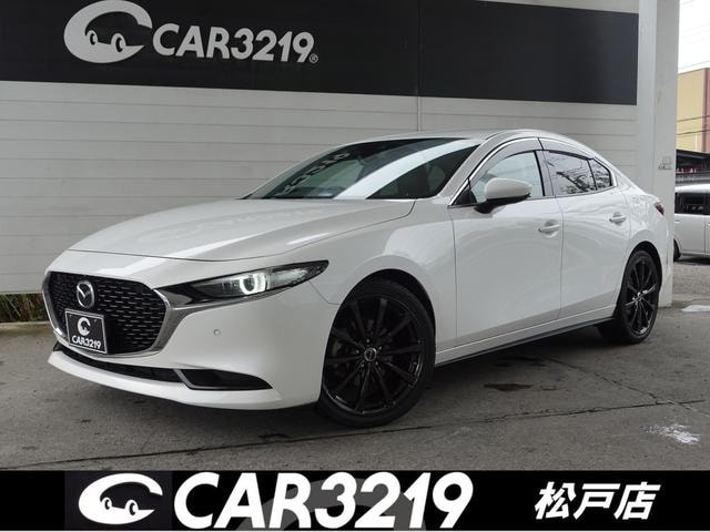 Mazda 3 SEDAN 2019 — фото автомобиля 1