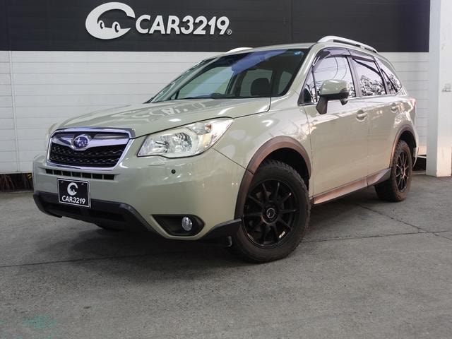 Subaru FORESTER 2015 — фото автомобиля