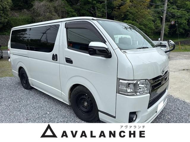 Toyota HIACE VAN 2017 — фото автомобиля 1