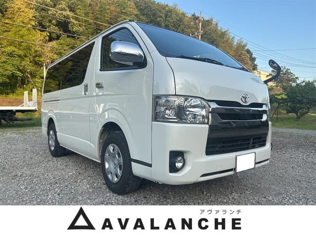 Toyota HIACE VAN 2020 — фото автомобиля 1