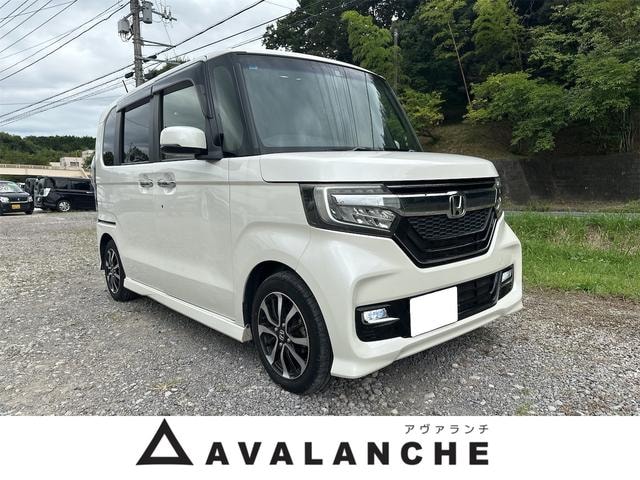 Honda N-BOX CUSTOM 2017 — фото автомобиля 1