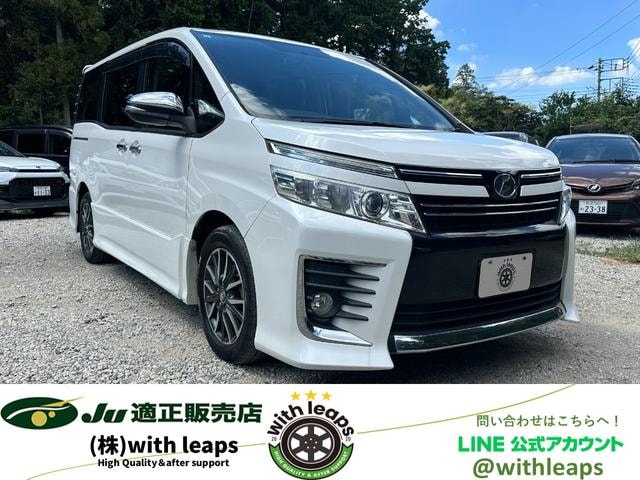Toyota VOXY 2015 — фото автомобиля 1