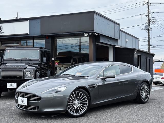 Aston Martin RAPIDE 2010 — фото автомобиля 1