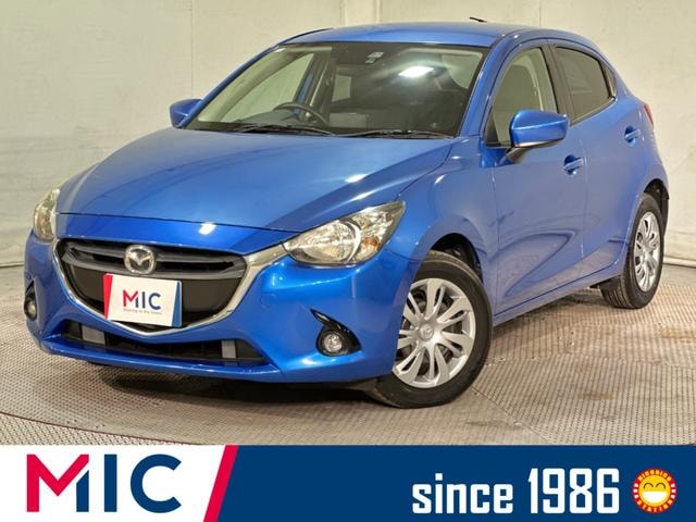 Mazda DEMIO 2016 — фото автомобиля 1
