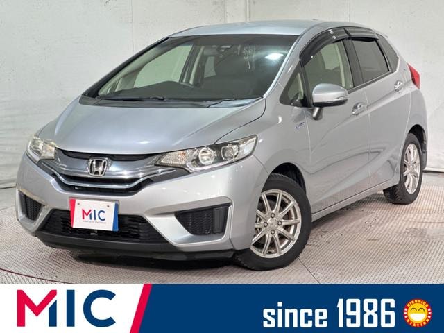 Honda FIT HYBRID 2013 — фото автомобиля 1