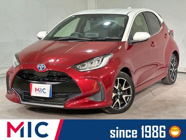 Toyota YARIS 2020 — фото автомобиля 1