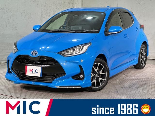 Toyota YARIS 2020 — фото автомобиля