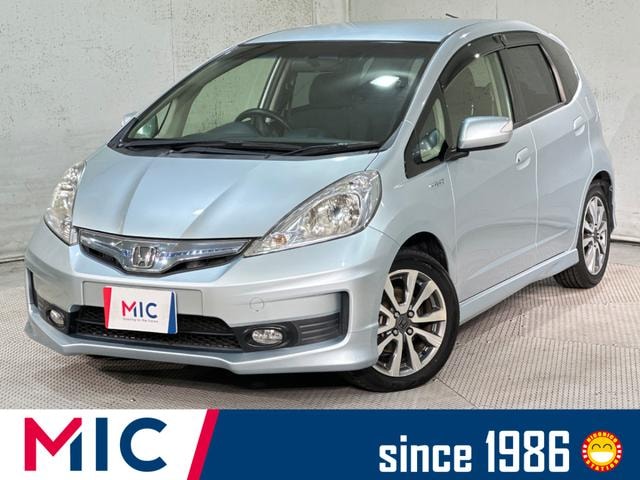 Honda FIT HYBRID 2012 — фото автомобиля 1