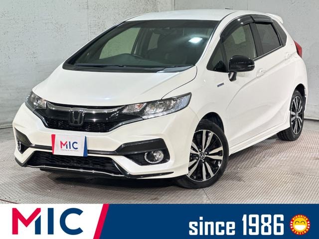 Honda FIT HYBRID 2018 — фото автомобиля
