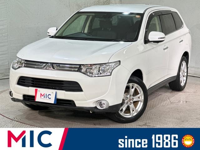 Mitsubishi OUTLANDER 2013 — фото автомобиля