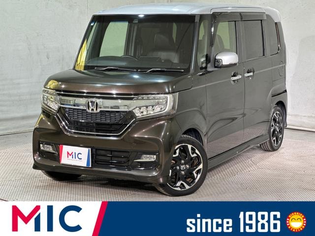 Honda N-BOX CUSTOM 2018 — фото автомобиля